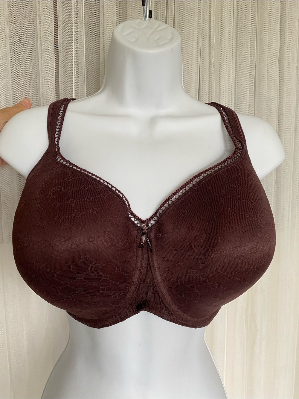 Chantelle C 3581  Full Coverage Lace-Pattern Bra - Fig Racer Back Option 38DDD